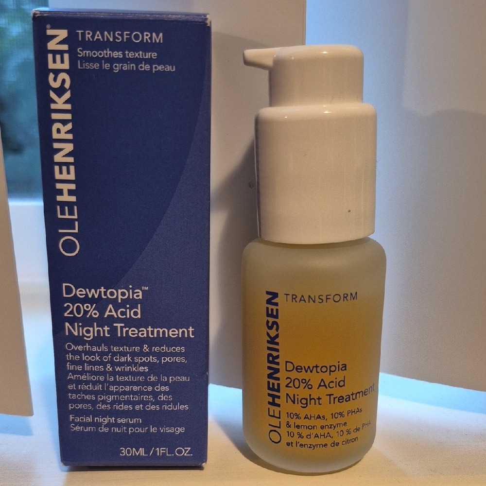 Ole Henriksen Transform Night Treatment with White Pump